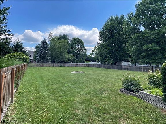 3rd image of 2568 Stonecreek Dr