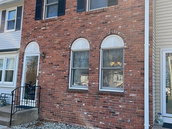 3rd image of 25 Tannery Rd #6A