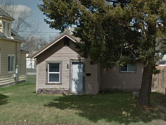 2nd image of 334 W 17th St