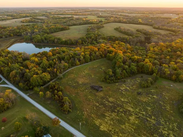 3616 SE Baker Rd, Maysville, MO 64469