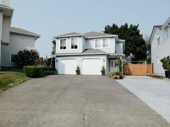 3302 274a St, Langley, BC V4W 3J2