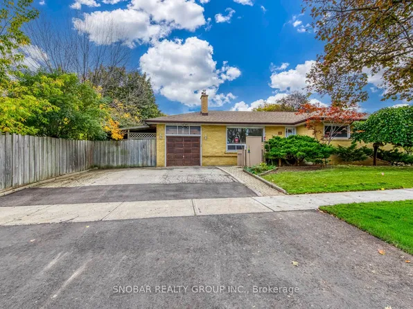 48 Sedgebrook Cres, Toronto, ON M9B 2X3