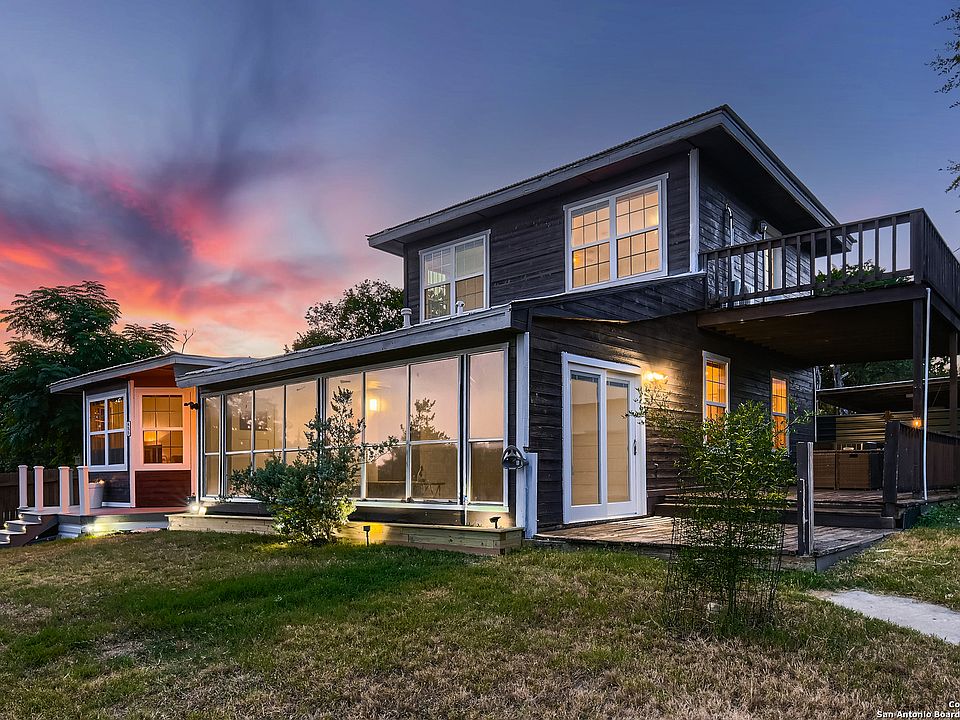 1st image of 451 ANGEL DR