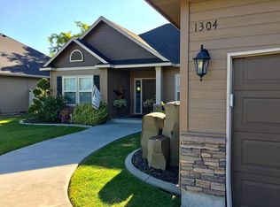 1304 Jessica Ave, Fruitland, ID 83619