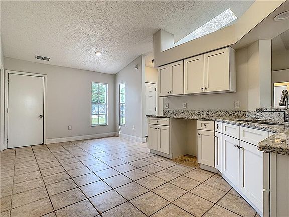 4th image of 14001 Saint Leo Ct