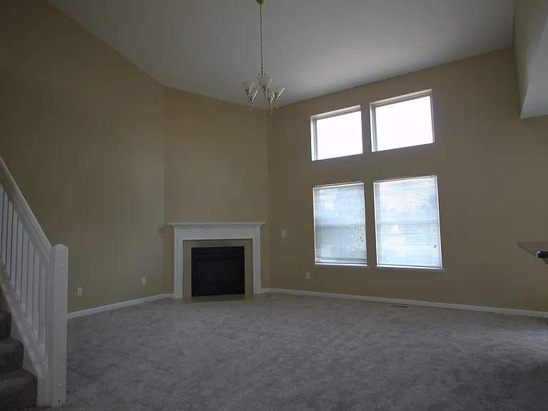 7233 Springview Ln — Photo 17