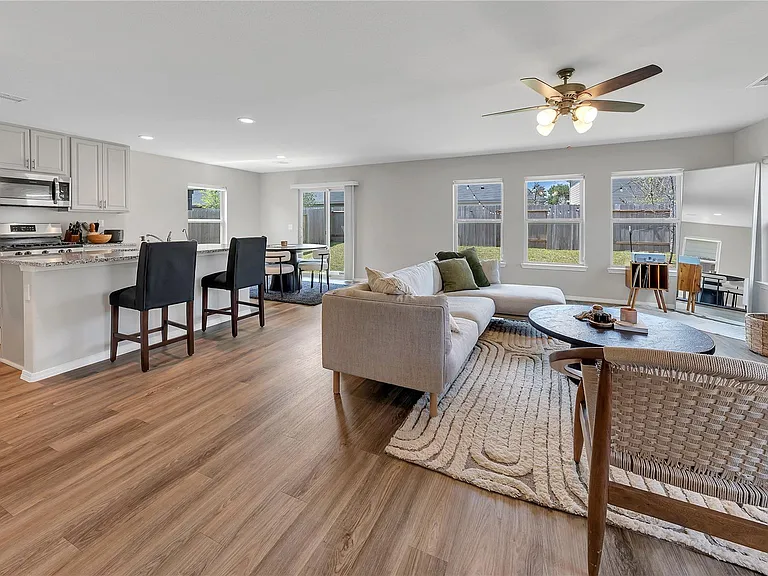 2147 Twisted Cedar Ct — Photo 6