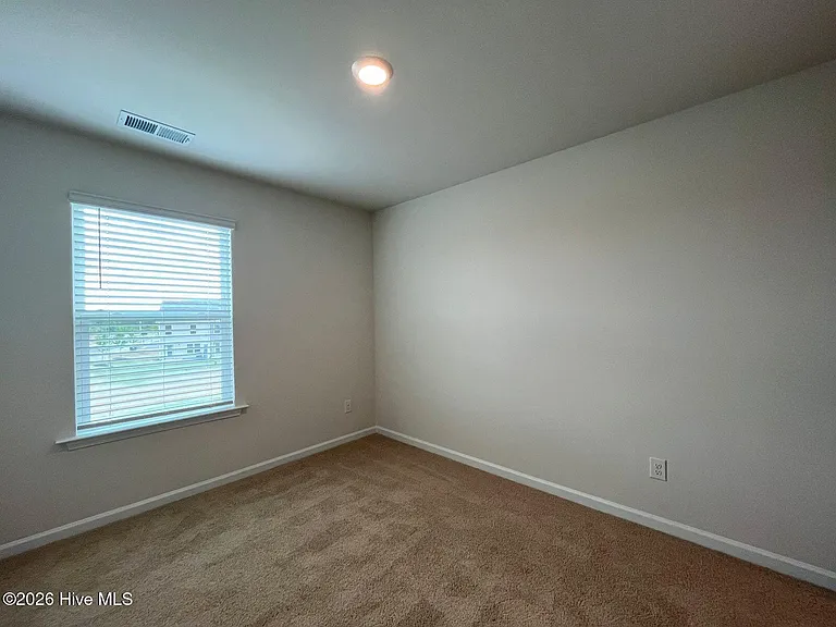 201 Maddox Dr — Photo 26