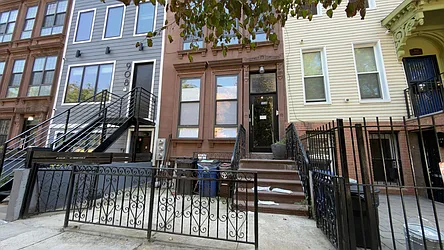 906A Lafayette Avenue, #1