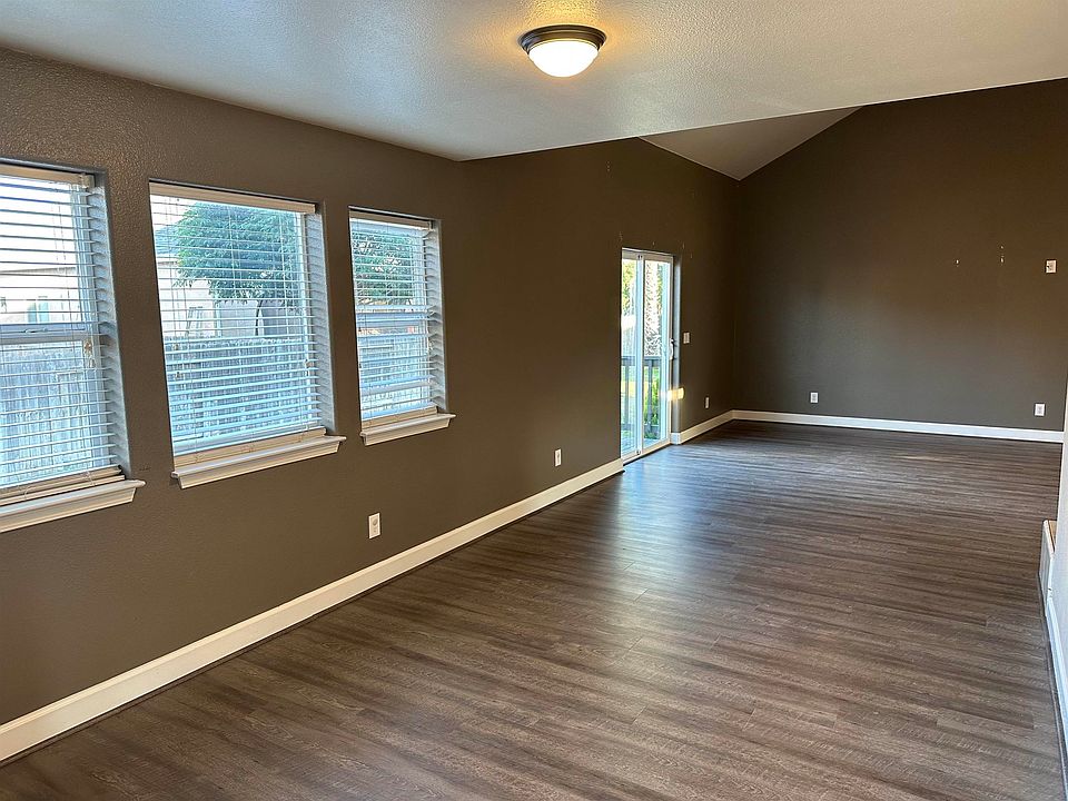 2nd image of 1741 Ascolano Ct