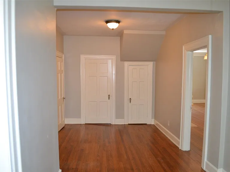 Master bedroom (door to right leads to family room)