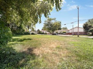 314 Queen St, Essex, ON N0R1G0