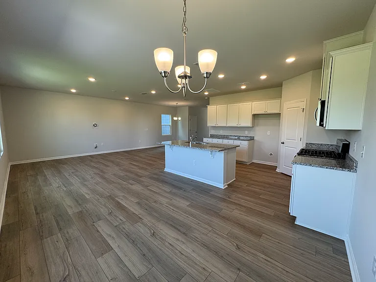 721 Branthurst Dr — Photo 4