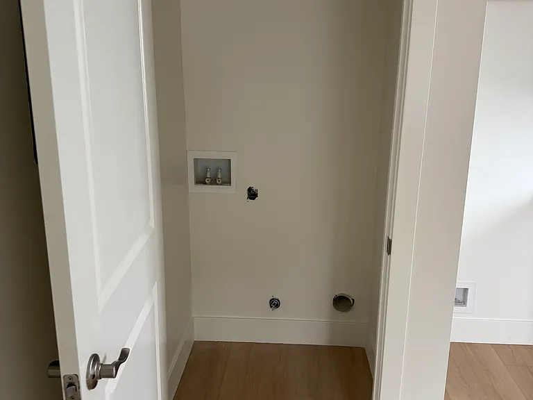 287 16th Pl #10 — Photo 7