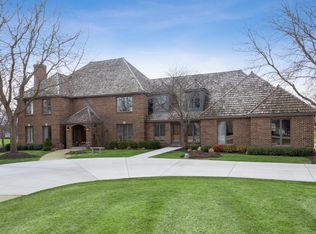 10 McGlashen Dr, South Barrington, IL 60010