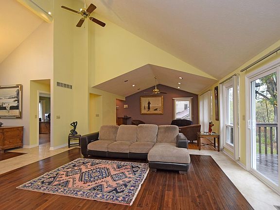 4th image of 5406 Waterford Ct