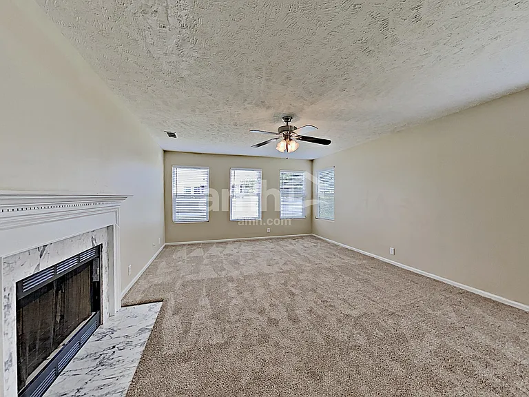 5507 Middlebury Dr — Photo 10
