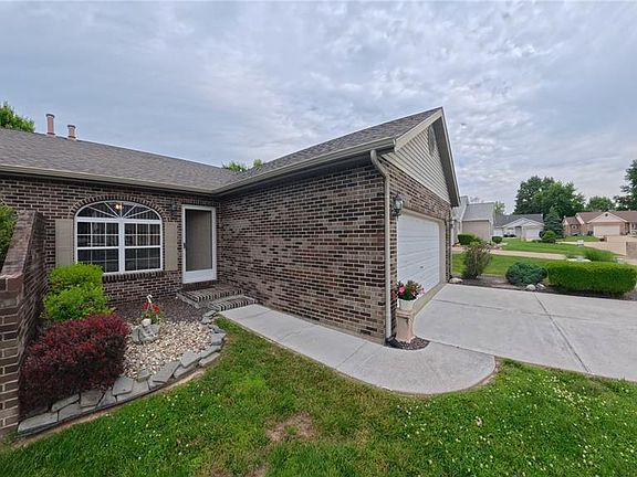 2nd image of 2285 Wellington Dr