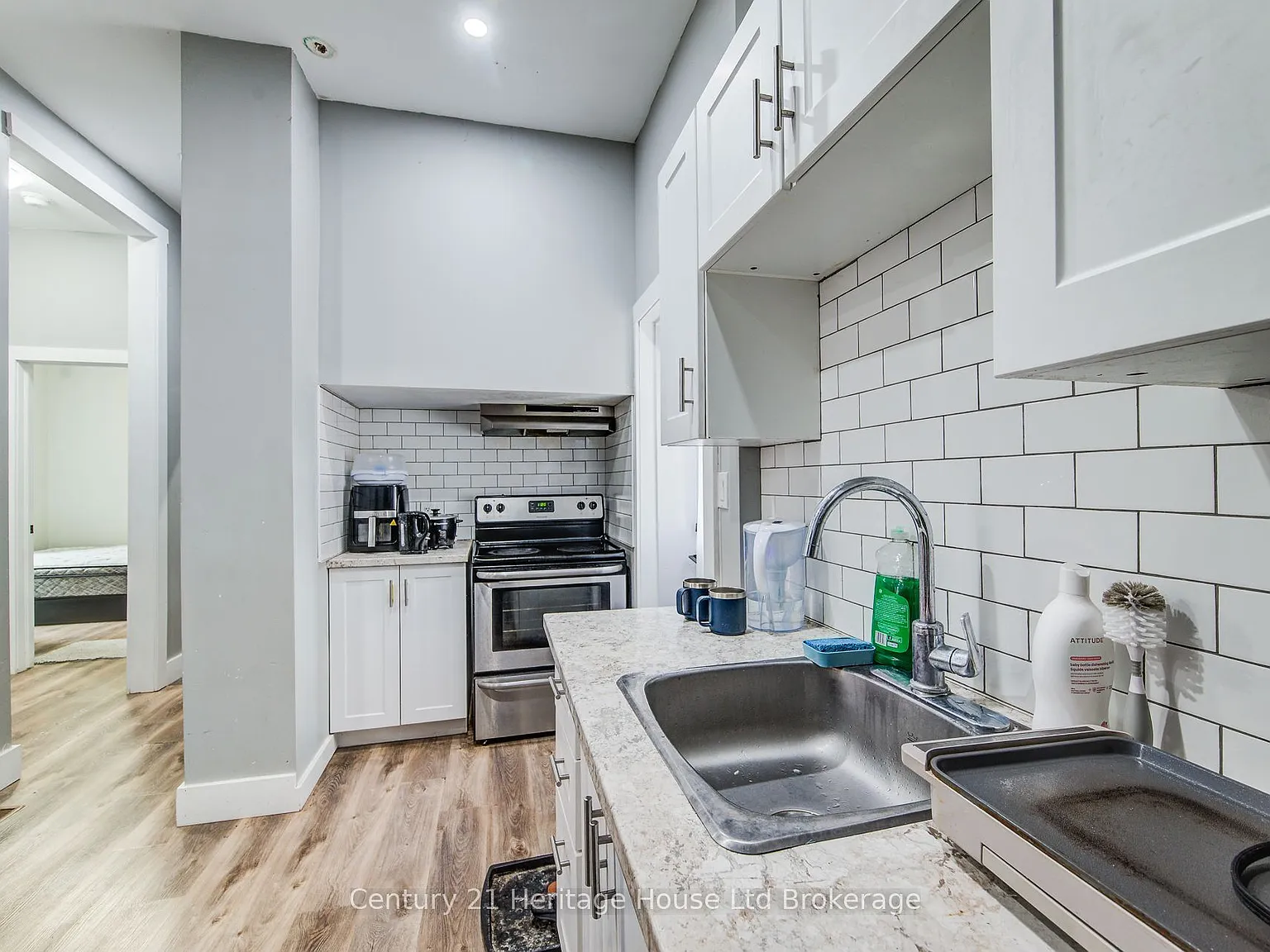 2 bed, $1,700 — Photo 4