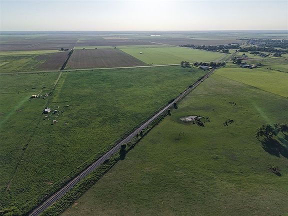 4th image of 17416 N State Highway 5