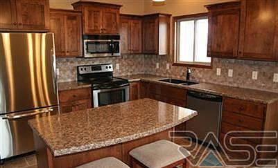 2nd image of 3212 E Woodsedge St