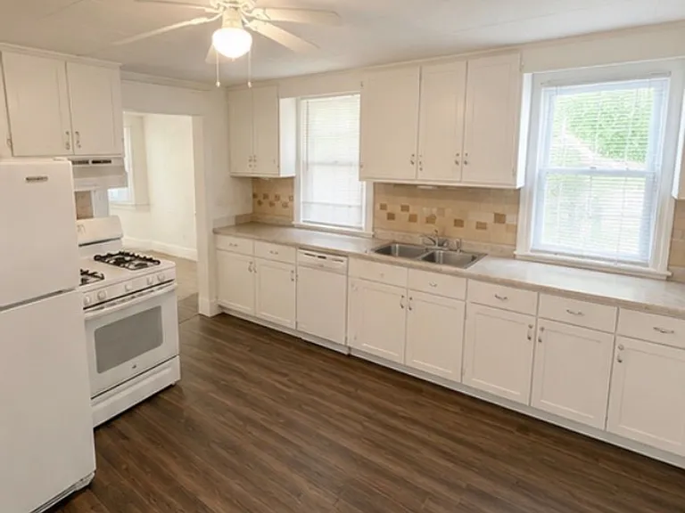 1240 N 4th St — Photo 3