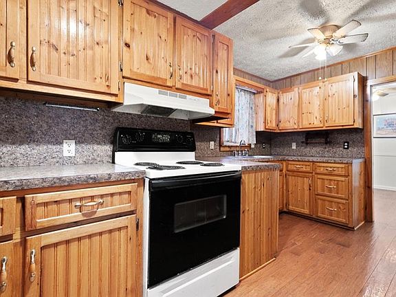 2nd image of 3665 Possum Trot Rd