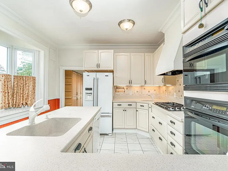 125 Grandview Rd — Photo 13