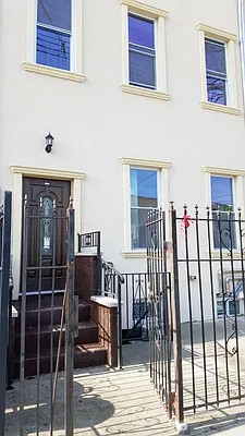 Rented by Urban Pads | media 36