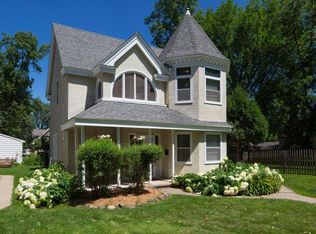 2533 18th Ave E, North Saint Paul, MN 55109