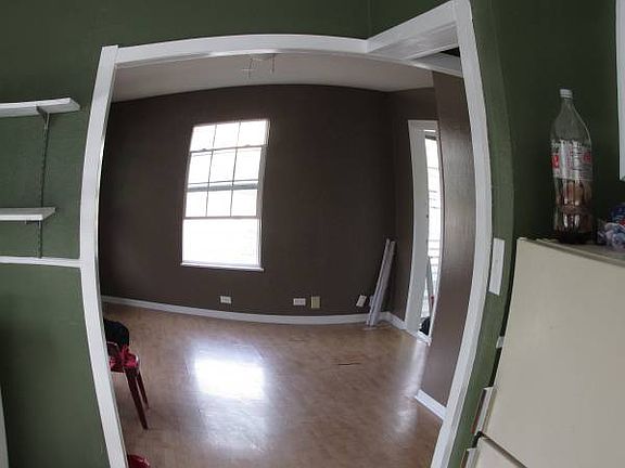 3rd image of 102 Notre Dame Dr