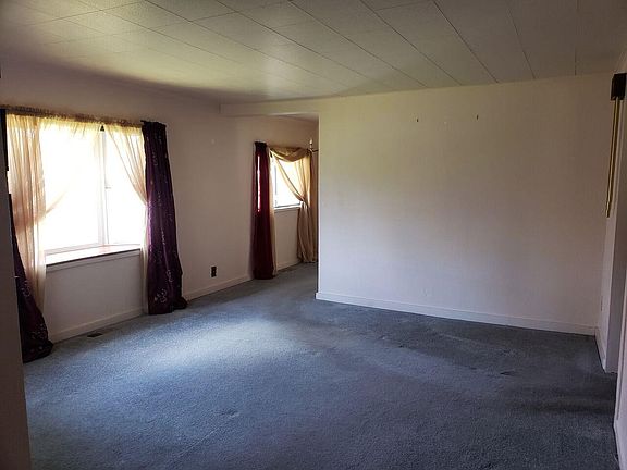4th image of 2418 W Kiernan Ave