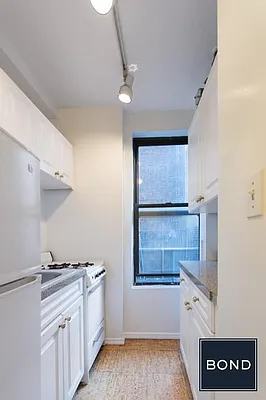 Rented by Bond New York | media 15