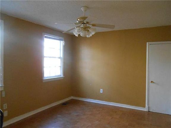 3rd image of 4018-20 S Derbigny St