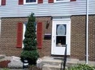 4 Dunnett Ct, Nottingham, MD 21236