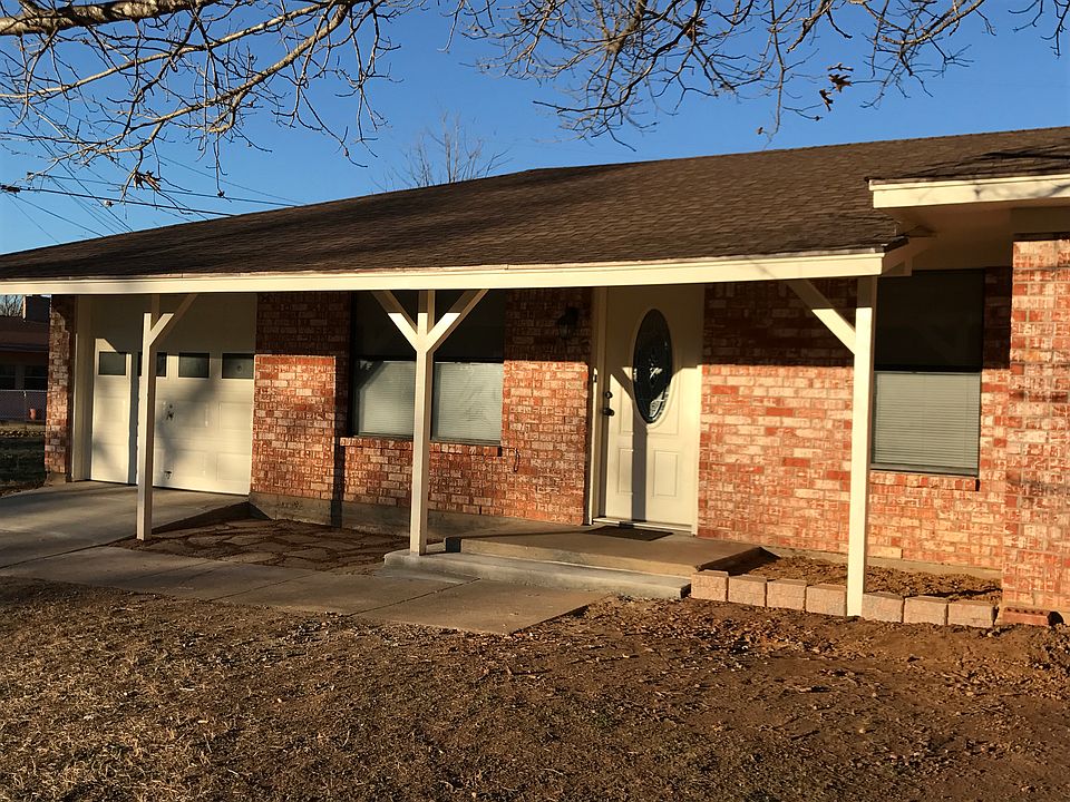 COMPLETELY REMODELED!!!