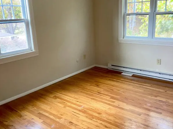 (undisclosed Address), Brattleboro, VT 05301