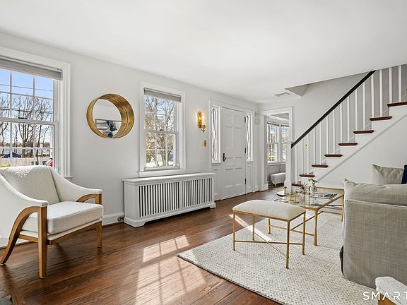 3rd image of 188 Henderson Road