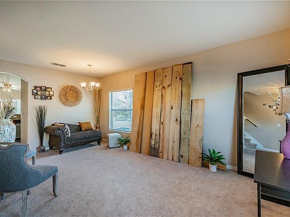4th image of 2261 Trillium Park Ln