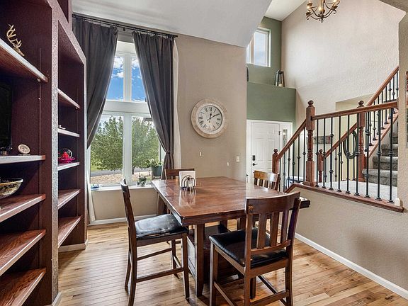 4th image of 11565 Saddleback Ct