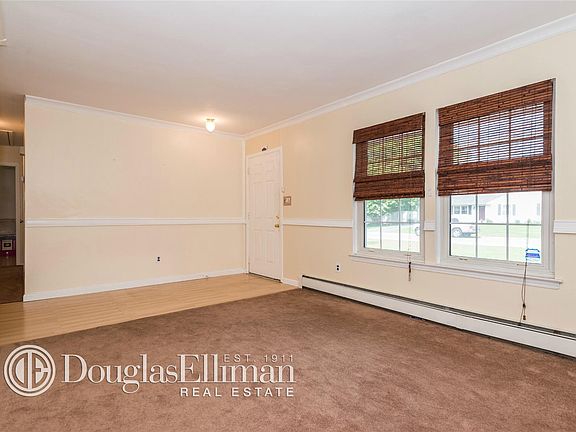5th image of 36 Felway Dr