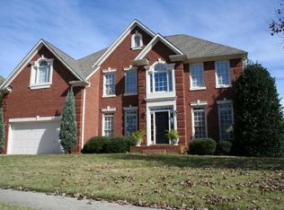 3775 Turnbury Oaks Dr, Peachtree Corners, GA 30096
