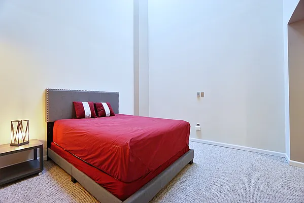 Sold by R New York | media 11