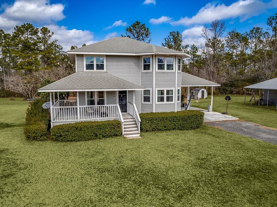1st image of 48 Rocky Bluff Trl