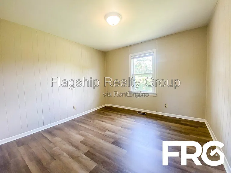 231 Bunche Dr — Photo 15