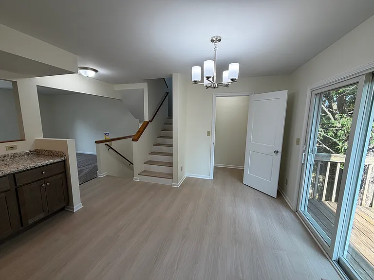 2314 Alan Dr — Photo 5