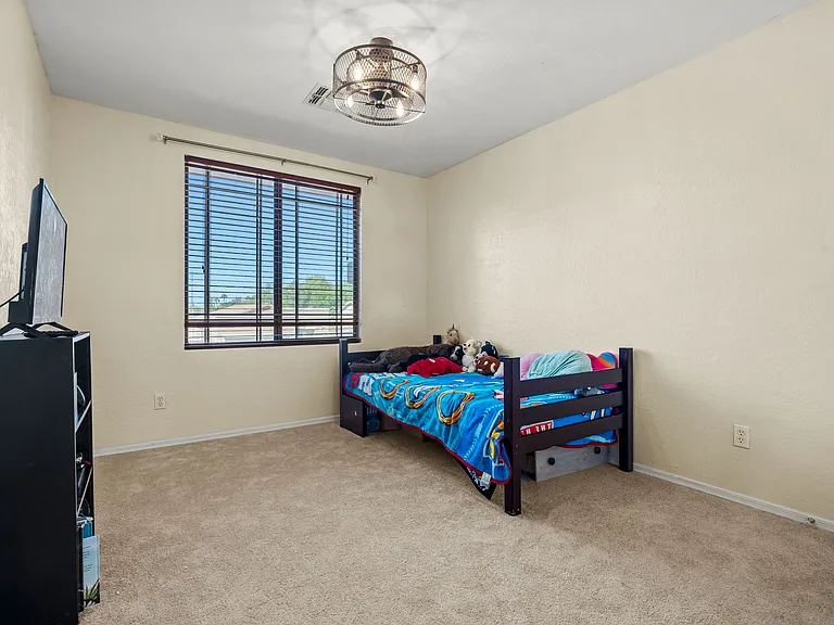 3299 E Boston St — Photo 27