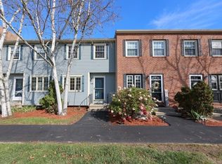 936 Fox Hollow Dr #936, Hudson, NH 03051