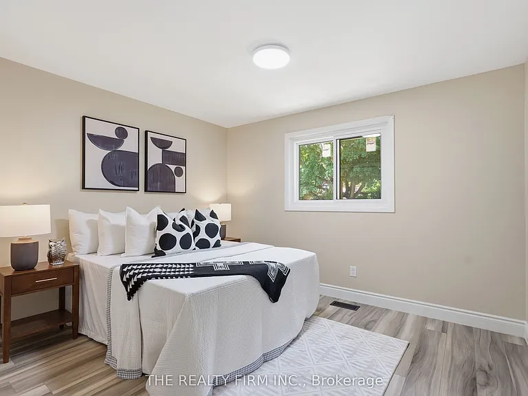 45 Amy Cres — Photo 16