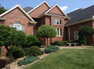 503 7th St SW, Dyersville, IA 52040